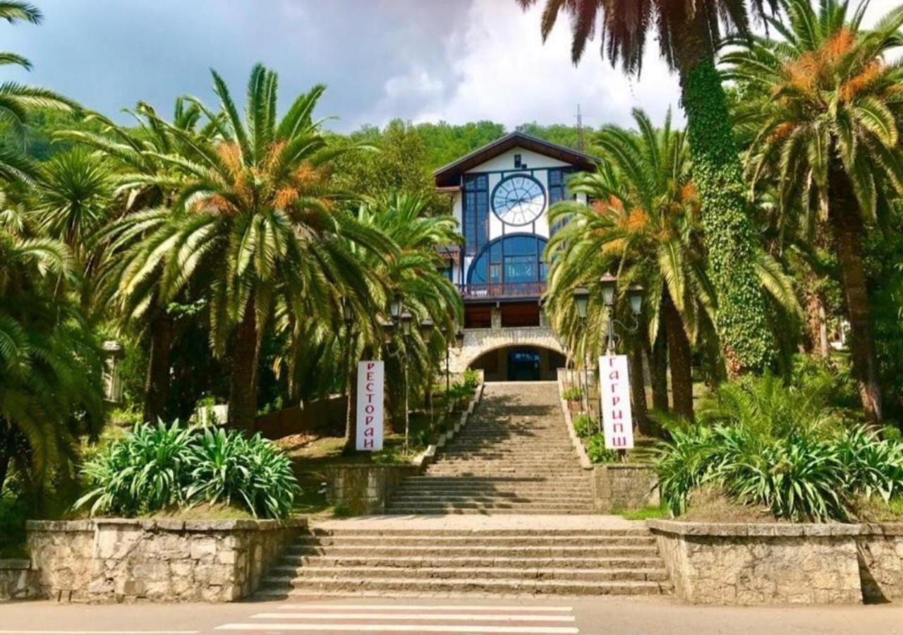 Зеленый Дворик Gagra Exterior foto