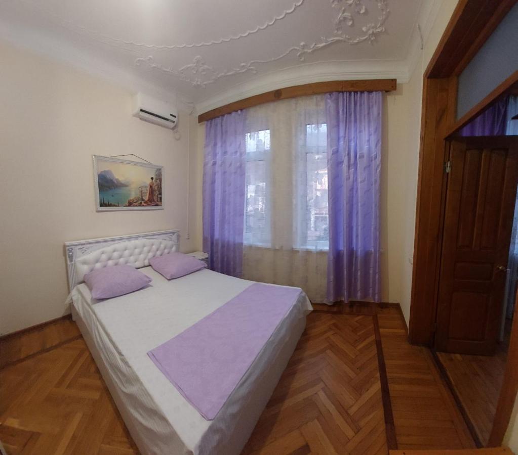 Зеленый Дворик Gagra Exterior foto